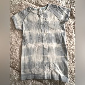 Ivivva by lululemon Tee- Girl’s Size 12